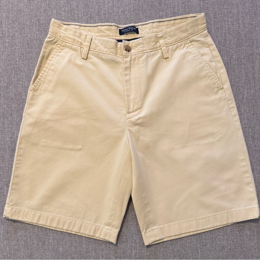 Shorts & Button Down bundle. Great for the spring and summer ☀️